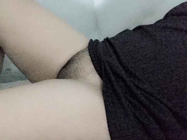 วันนี้มาโชว์หีอวบๆใครรชอบบ้างนะ